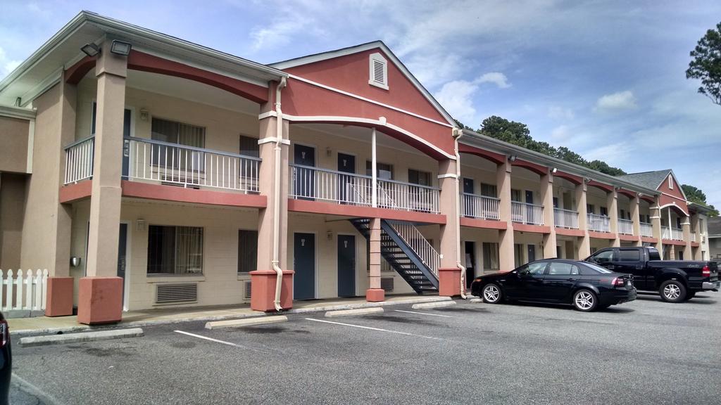 Budget Lodge Newport News Exterior foto